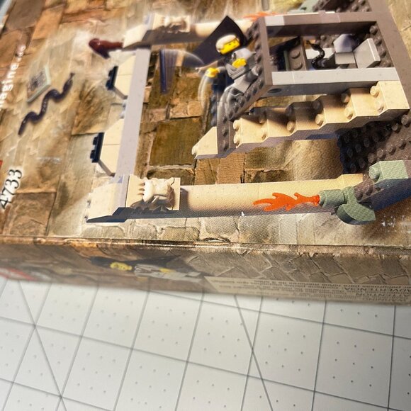 LEGO 4733 HARRY POTTER THE DUELING CLUB - NEW SEALED BOX - Picture 5 of 5